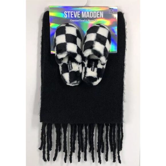 Steve Madden Checked Slipper and Oversized Scarf Wrap Set Small Size 5/6 - Picture 6 of 7